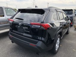 
										Toyota RAV4 full									