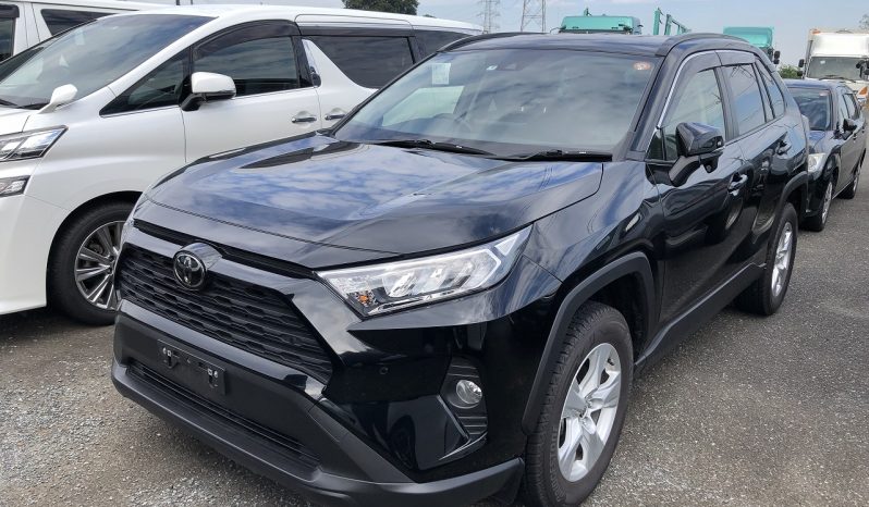 
								Toyota RAV4 full									