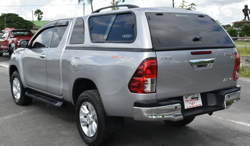 
								Toyota Hilux Revo full									