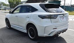 
										Toyota Harrier full									