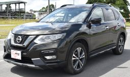 
										Nissan X-Trail full									