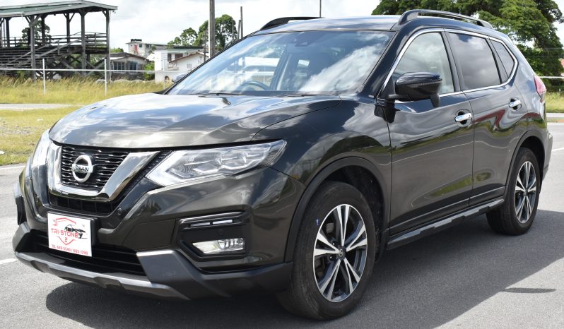 
								Nissan X-Trail full									