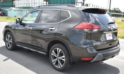 
										Nissan X-Trail full									