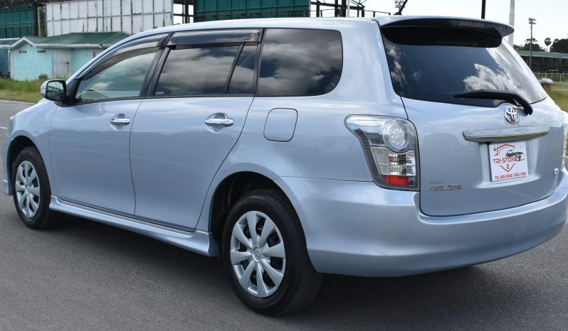 
								Toyota Fielder full									